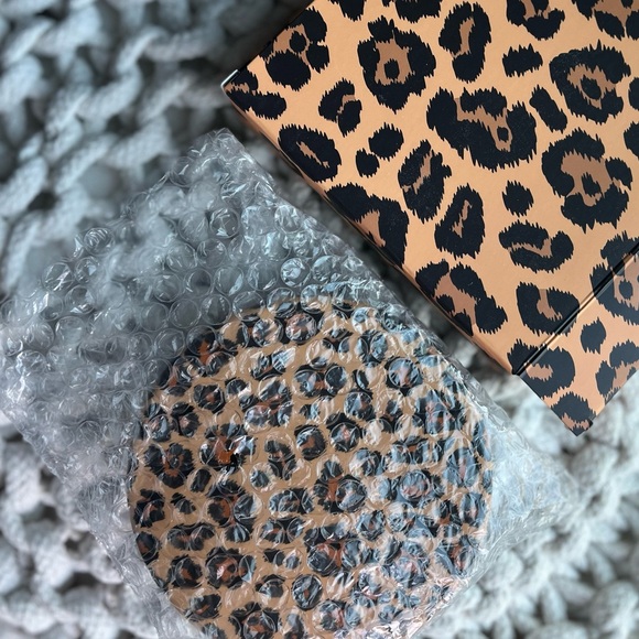 QVC POP PORTABLE LIGHTED COMPCT MAGNIFYING MIRROR NEW - Picture 6 of 8